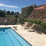 Chateau Mareuil 4* Brigueuil-le-Chantre