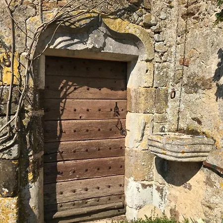 Bed & Breakfast Chateau Mareuil 4*