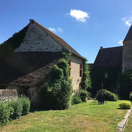 Chateau Mareuil 4* Brigueil-le-Chantre