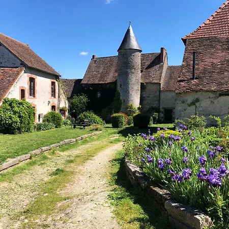 Nocleg ze śniadaniem Chateau Mareuil Brigueuil-le-Chantre