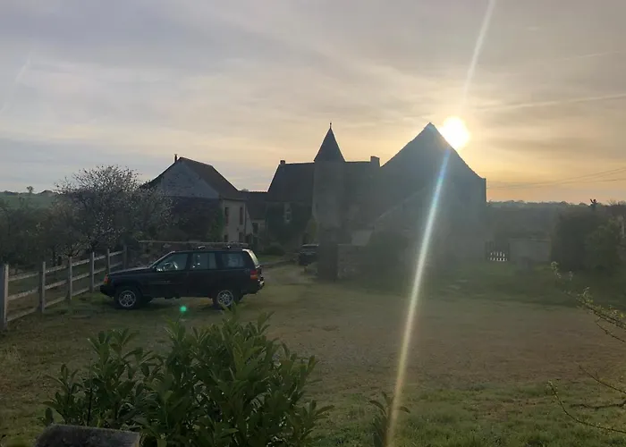 Chateau Mareuil Bed and breakfast 4*