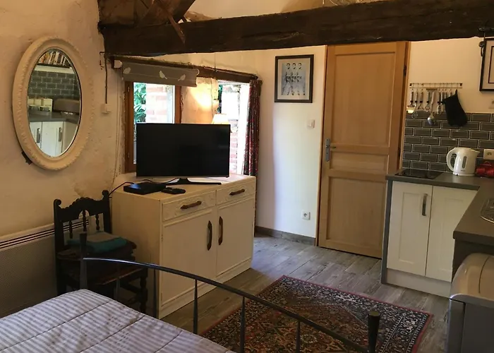 Chateau Mareuil Bed and breakfast