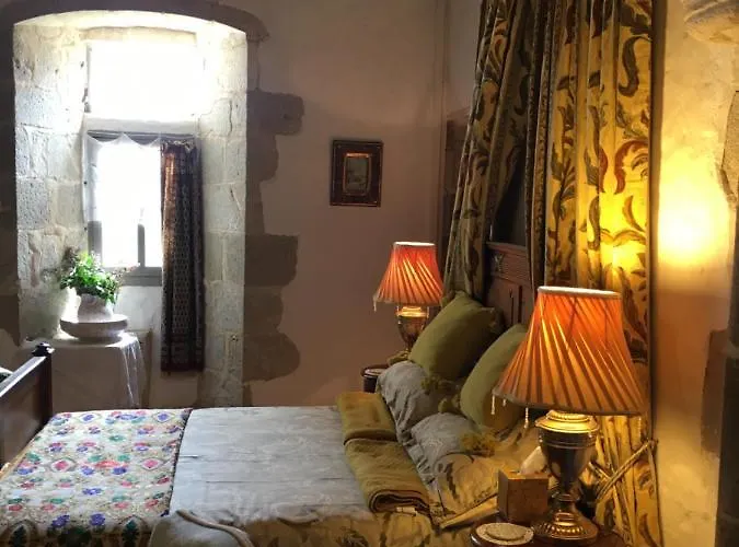 Bed and breakfast Chateau Mareuil 4*