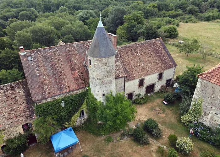 Chateau Mareuil 4* Brigueuil-le-Chantre