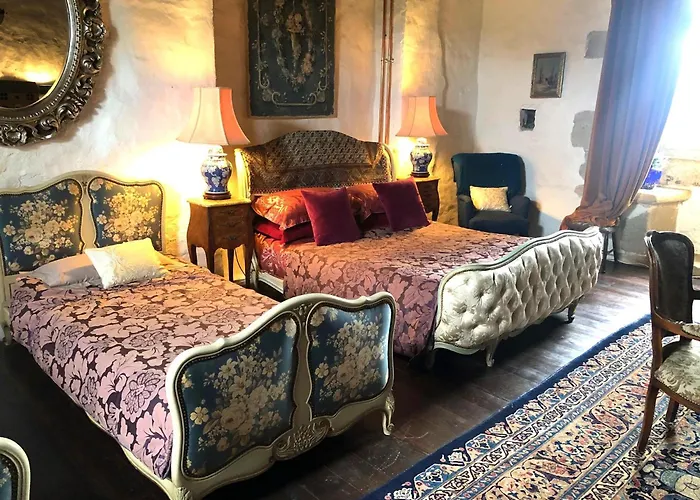 Chateau Mareuil Bed and breakfast